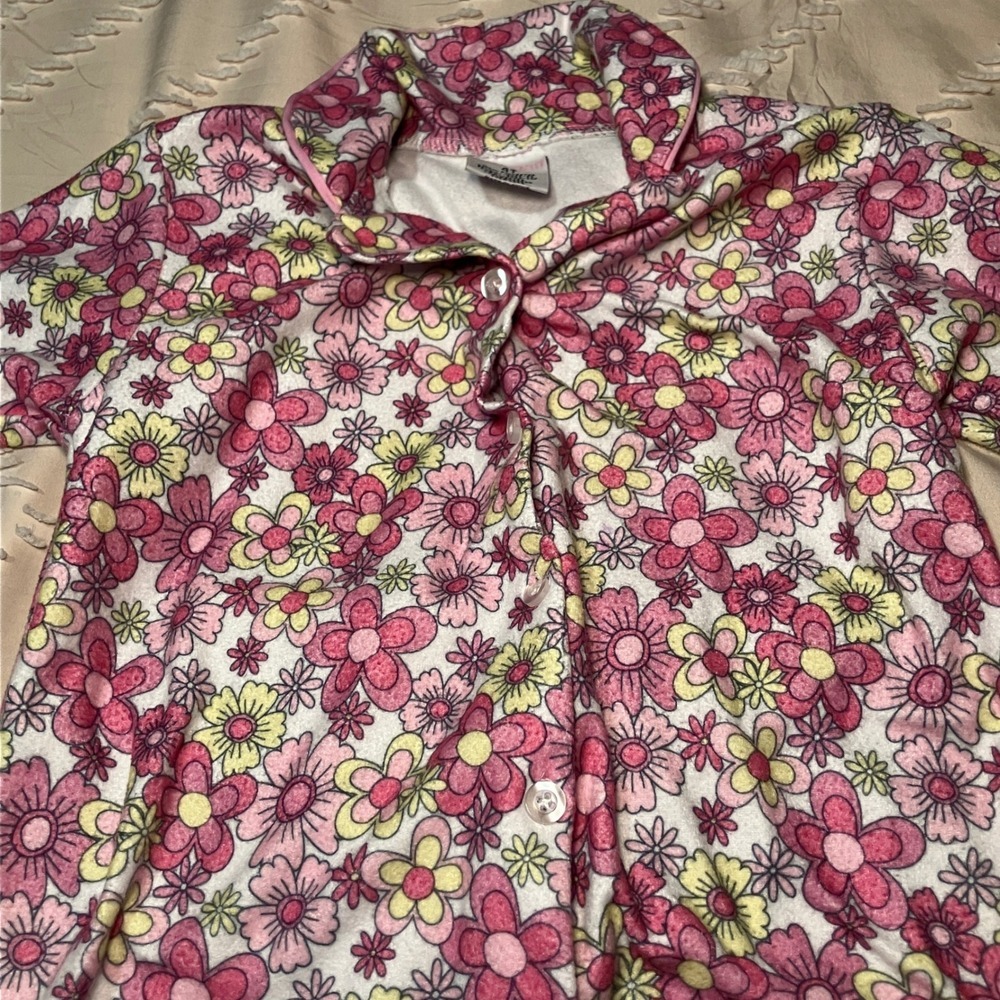 Mon Petit Pajamas Girls 4T Floral Print Button Down Sleepwear Set - Picture 2 of 6